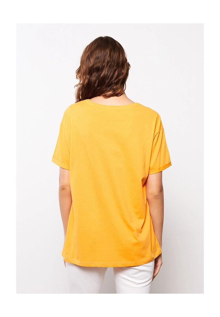 LC WAIKIKI Crew Neck Cotton T-Shirt 4 LC WAIKIKI Crew Neck Cotton T-Shirt - Image 2