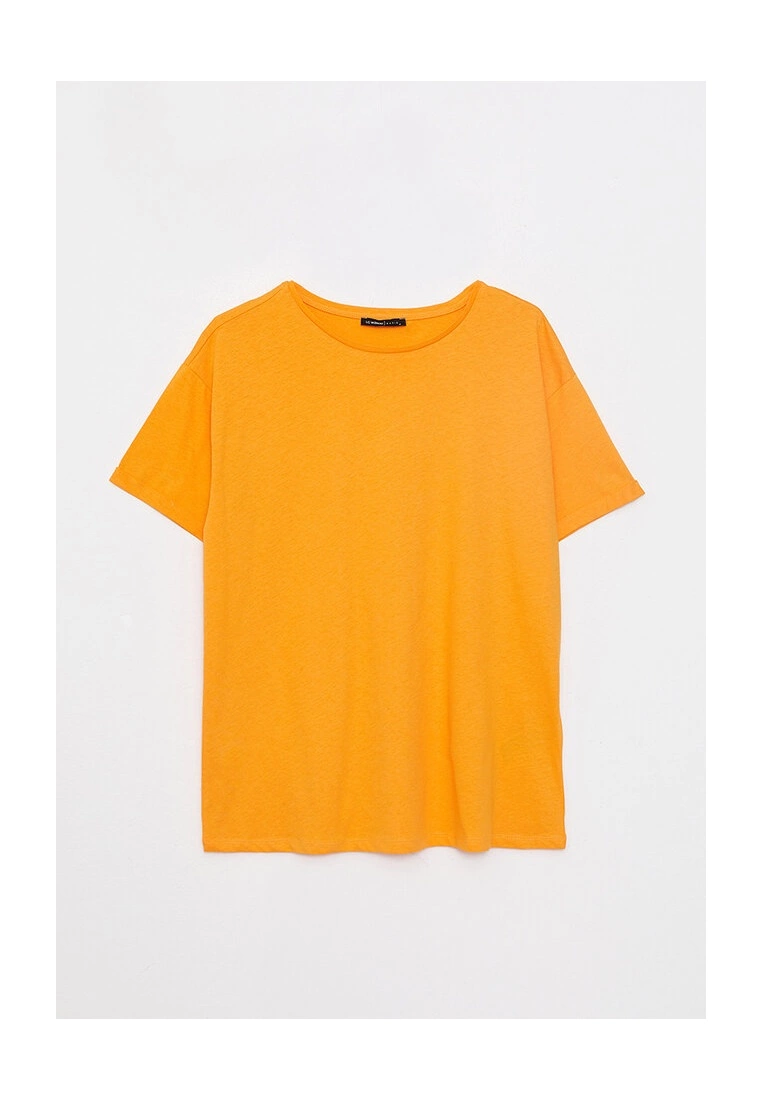 LC WAIKIKI Crew Neck Cotton T-Shirt 8 LC WAIKIKI Crew Neck Cotton T-Shirt - Image 6