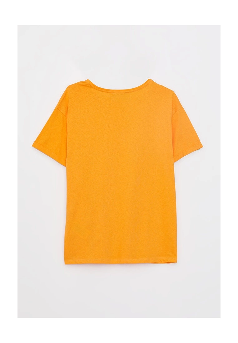 LC WAIKIKI Crew Neck Cotton T-Shirt 9 LC WAIKIKI Crew Neck Cotton T-Shirt - Image 7