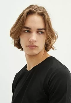 LC WAIKIKI V Neck Short Sleeve Basic Cotton Men's T-Shirt