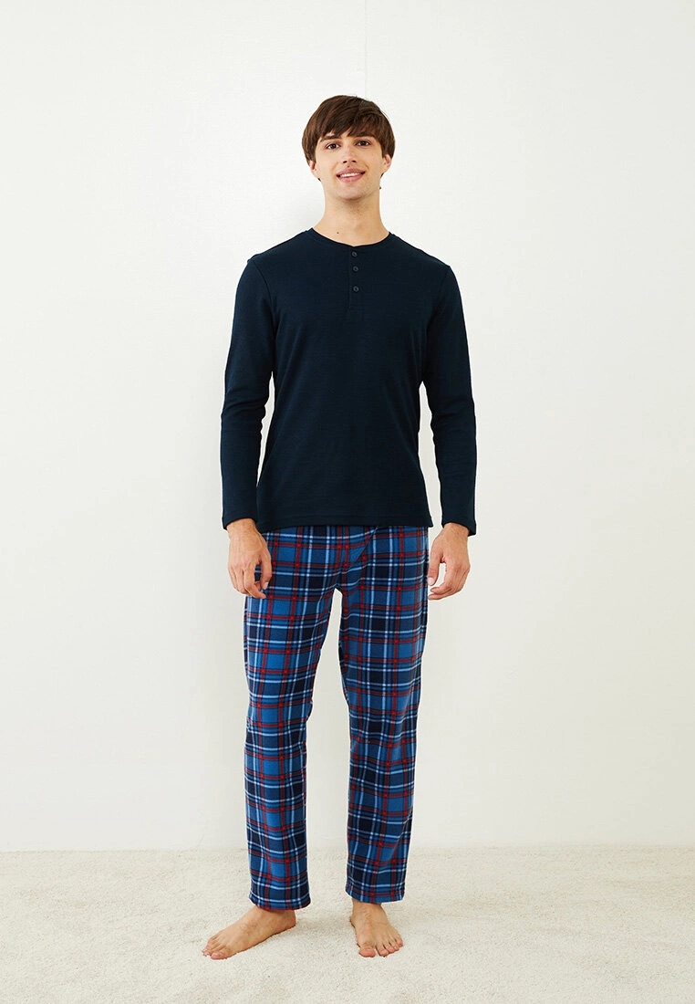 LC WAIKIKI Standard Pattern Plaid Fleece Men's Pajama Bottom 3 LC WAIKIKI Standard Pattern Plaid Fleece Men's Pajama Bottom