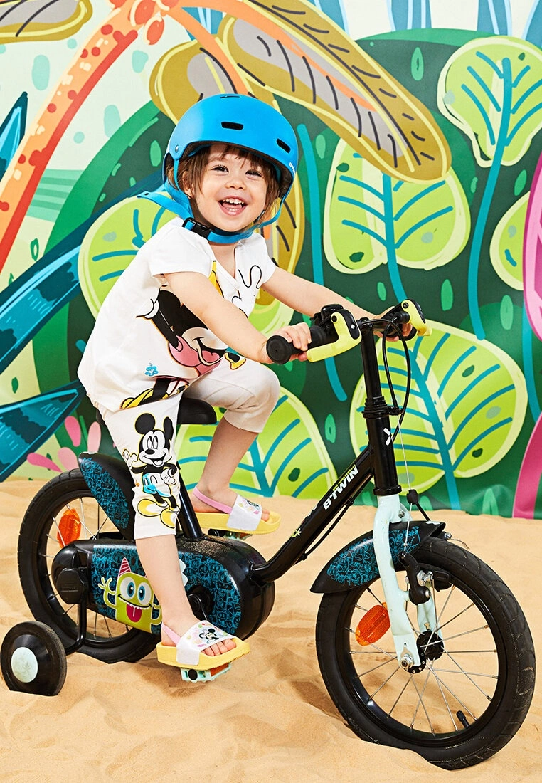 LC WAIKIKI Minnie Mouse Licensed Elastic Baby Girl Beach Slippers 4 LC WAIKIKI Minnie Mouse Licensed Elastic Baby Girl Beach Slippers - Image 2