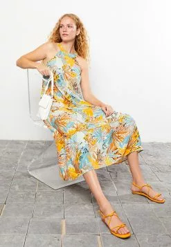 LC WAIKIKI Halter Neck Patterned Sleeveless Viscose Women's Dress -LC WAIKIKI popular shop lc waikiki 7399 5718236 4