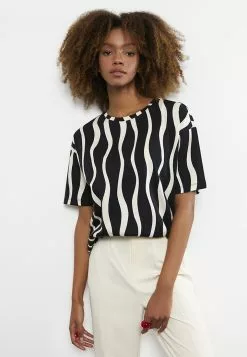 LC WAIKIKI Crew Neck Patterned Short Sleeve Cotton Women's T-Shirt -LC WAIKIKI popular shop lc waikiki 7514 7472216 4