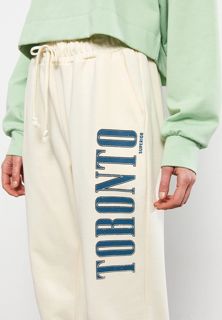 LC WAIKIKI Women's Printed Jogger Sweatpants 7 LC WAIKIKI Women's Printed Jogger Sweatpants - Image 5