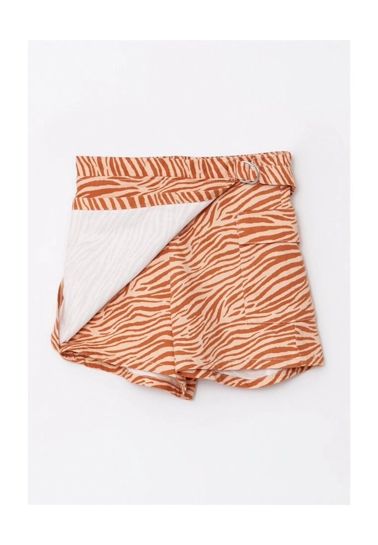 LC WAIKIKI Patterned Gabardine Girl Skort 5 LC WAIKIKI Patterned Gabardine Girl Skort - Image 3