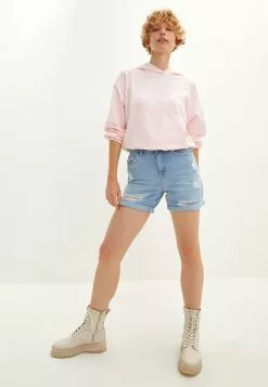 LC WAIKIKI Boyfriend Fit Ripped Detailed Women's Rodeo Jean Shorts With Pockets