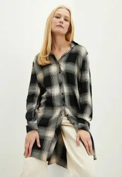 LC WAIKIKI Shirt Collar Plaid Long Sleeve Viscose Women's Tunic 10 LC WAIKIKI Shirt Collar Plaid Long Sleeve Viscose Women's Tunic -LC WAIKIKI popular shop lc waikiki 7653 9597626 3