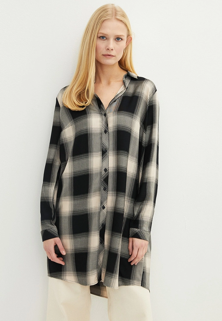 LC WAIKIKI Shirt Collar Plaid Long Sleeve Viscose Women's Tunic 6 LC WAIKIKI Shirt Collar Plaid Long Sleeve Viscose Women's Tunic - Image 4