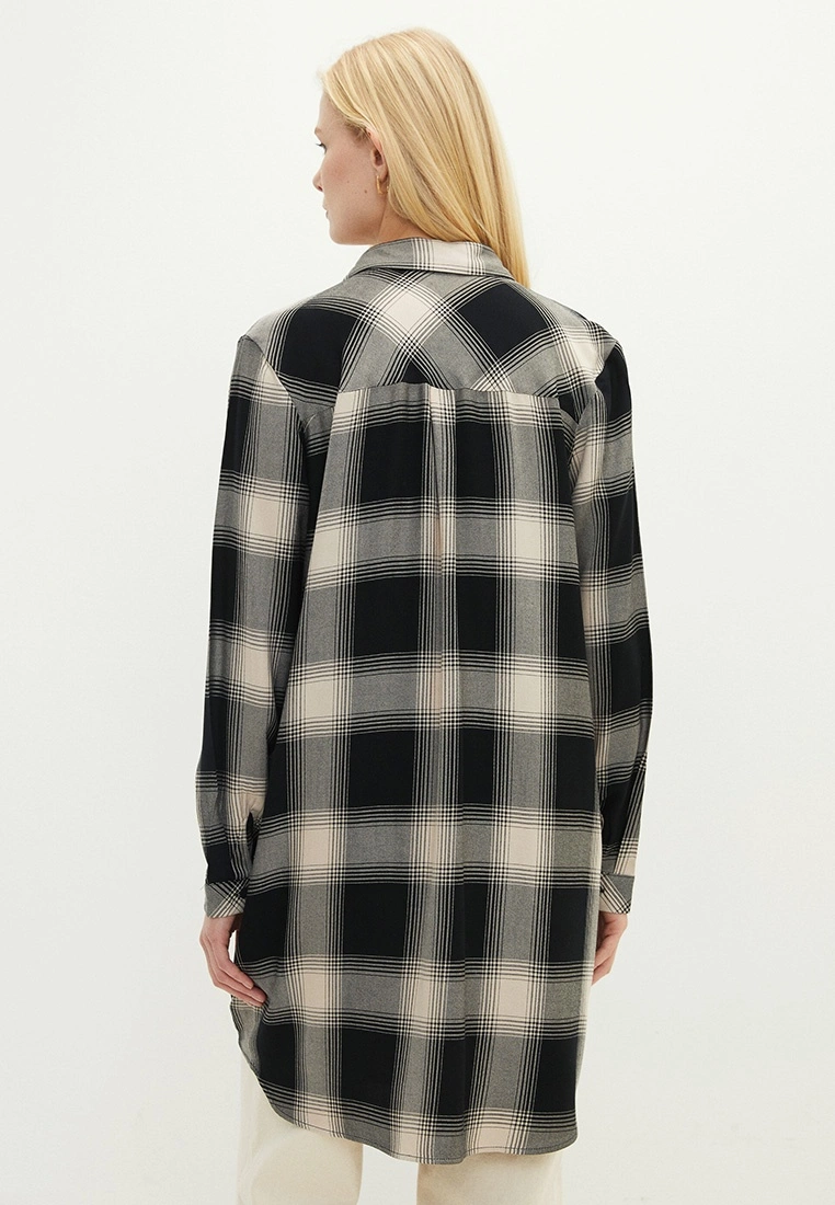 LC WAIKIKI Shirt Collar Plaid Long Sleeve Viscose Women's Tunic 8 LC WAIKIKI Shirt Collar Plaid Long Sleeve Viscose Women's Tunic - Image 6