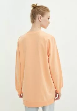 LC WAIKIKI Crew Neck Straight Long Sleeve Oversize Women's Sweatshirt Tunic 12 LC WAIKIKI Crew Neck Straight Long Sleeve Oversize Women's Sweatshirt Tunic -LC WAIKIKI popular shop lc waikiki 7661 3942216 5