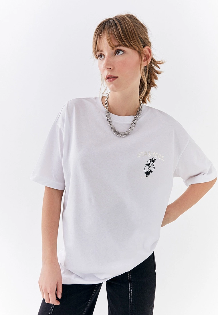 LC WAIKIKI Crew Neck Nostalgic Monkey Printed Short Sleeve Cotton Oversize Women's T-Shirt 3 LC WAIKIKI Crew Neck Nostalgic Monkey Printed Short Sleeve Cotton Oversize Women's T-Shirt