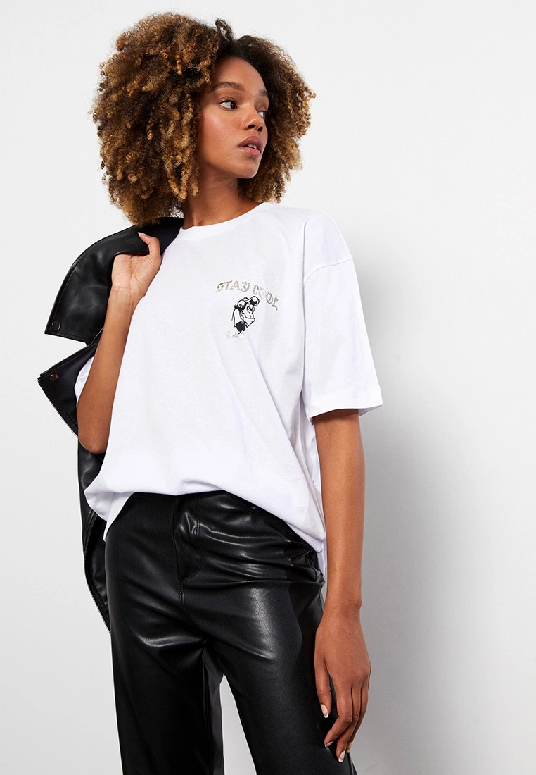 LC WAIKIKI Crew Neck Nostalgic Monkey Printed Short Sleeve Cotton Oversize Women's T-Shirt 7 LC WAIKIKI Crew Neck Nostalgic Monkey Printed Short Sleeve Cotton Oversize Women's T-Shirt - Image 5