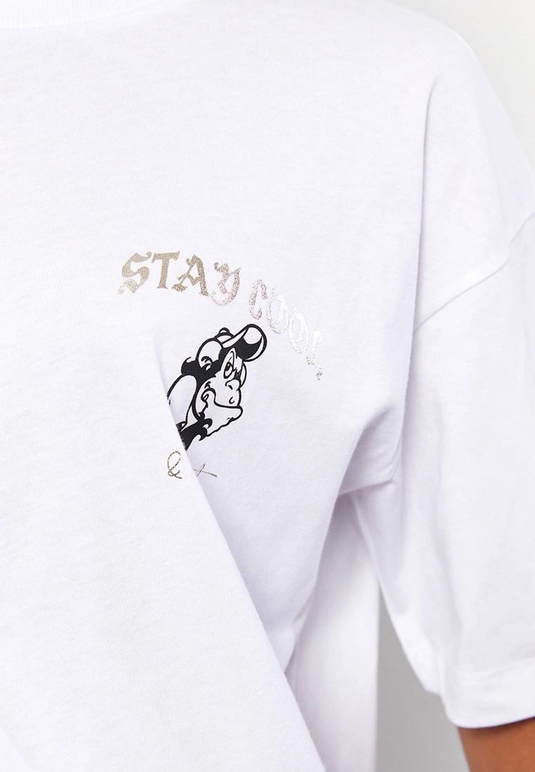 LC WAIKIKI Crew Neck Nostalgic Monkey Printed Short Sleeve Cotton Oversize Women's T-Shirt 8 LC WAIKIKI Crew Neck Nostalgic Monkey Printed Short Sleeve Cotton Oversize Women's T-Shirt - Image 6