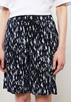 LC WAIKIKI Women's Patterned Shorts -LC WAIKIKI popular shop lc waikiki 7740 5265716 4