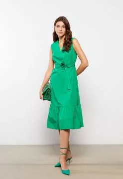 LC WAIKIKI V Neck Straight Sleeveless Poplin Women Dress