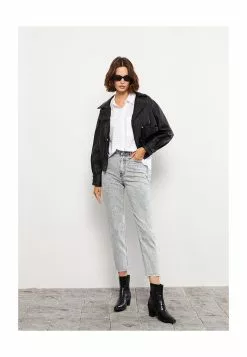 LC WAIKIKI High Waist Mom Fit Women Jeans -LC WAIKIKI popular shop lc waikiki 7950 5329726 4