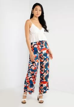 LC WAIKIKI Patterned Viscose Women Trousers 9 LC WAIKIKI Patterned Viscose Women Trousers -LC WAIKIKI popular shop lc waikiki 7956 1829726 4