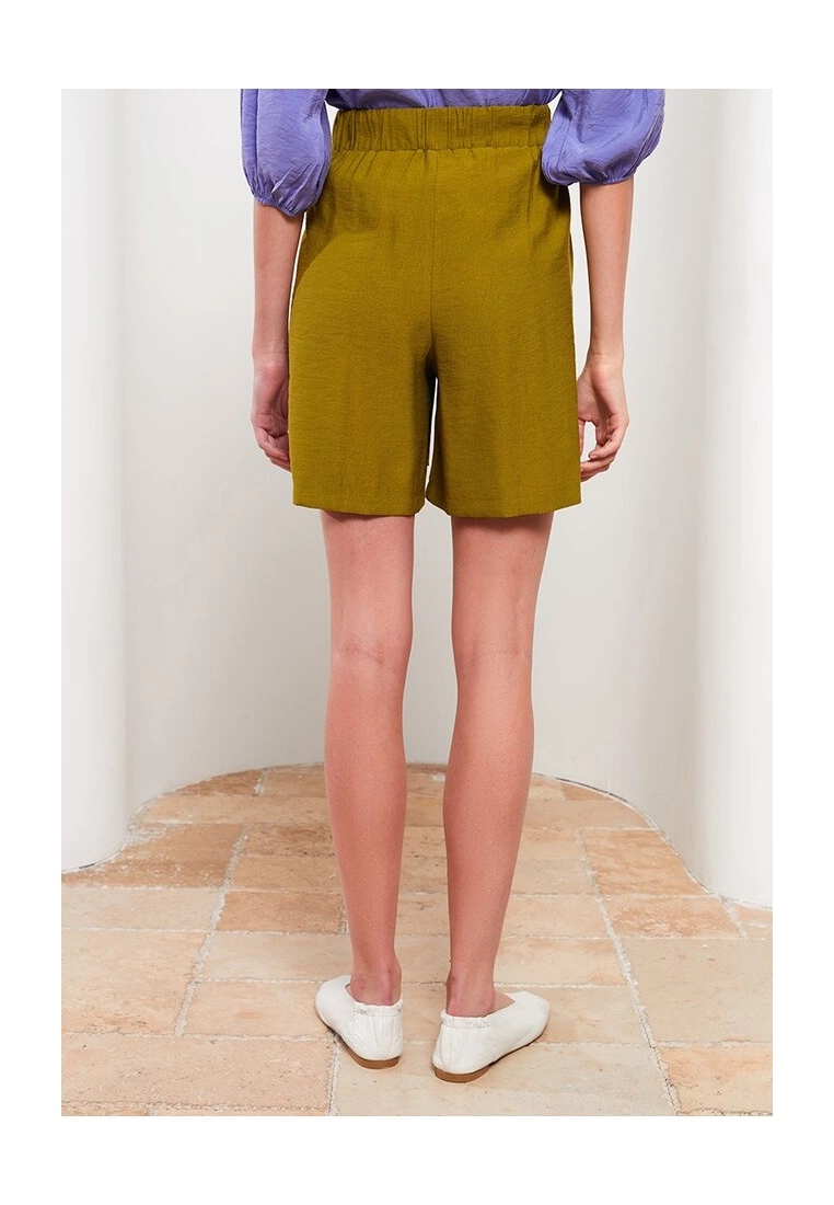 LC WAIKIKI Elastic Waist Straight Shorts 4 LC WAIKIKI Elastic Waist Straight Shorts - Image 2