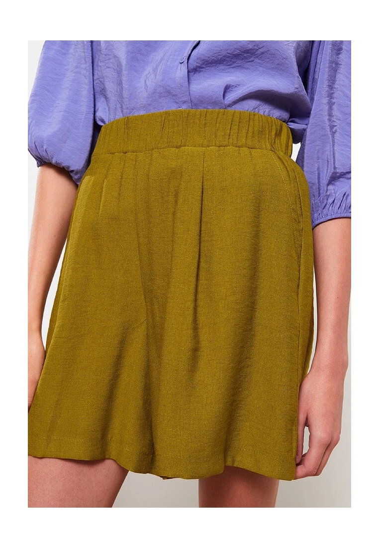 LC WAIKIKI Elastic Waist Straight Shorts 5 LC WAIKIKI Elastic Waist Straight Shorts - Image 3