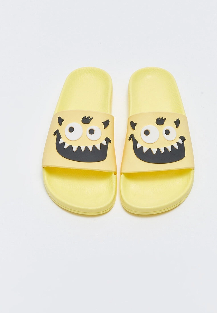 LC WAIKIKI Patch Detailed Boy Slippers 5 LC WAIKIKI Patch Detailed Boy Slippers - Image 3
