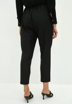 LC WAIKIKI Pocket Drawstring Trousers -LC WAIKIKI popular shop lc waikiki 8060 7412206 2