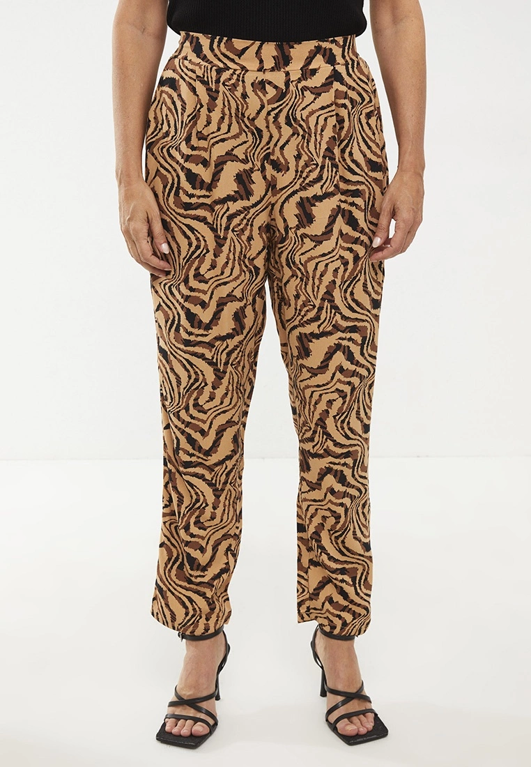 LC WAIKIKI Elastic Waist Comfortable Pattern Patterned Viscose Women's Trousers 5 LC WAIKIKI Elastic Waist Comfortable Pattern Patterned Viscose Women's Trousers - Image 3