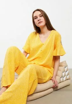 LC WAIKIKI V Neck Patterned Short Sleeve Viscose Women's Pajamas Set -LC WAIKIKI popular shop lc waikiki 8106 9585326 3