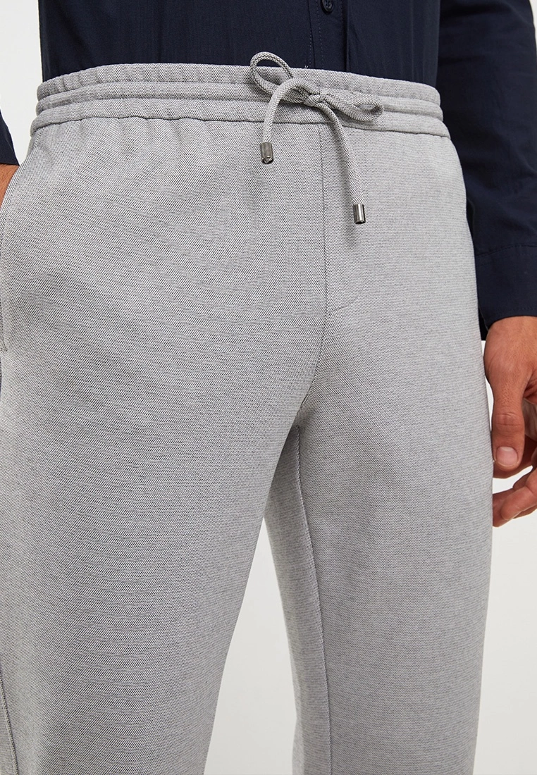 LC WAIKIKI Standard Fit Men's Trousers 5 LC WAIKIKI Standard Fit Men's Trousers - Image 3