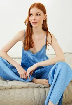 LC WAIKIKI V-Neck Patterned Strap Satin Women's Pajamas Set