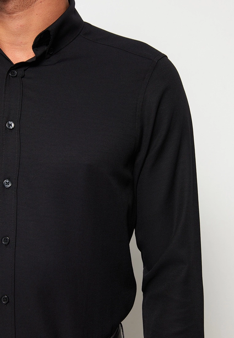 LC WAIKIKI Slim Fit Long Sleeve Oxford Men's Shirt 6 LC WAIKIKI Slim Fit Long Sleeve Oxford Men's Shirt - Image 4