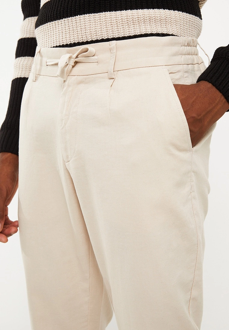 LC WAIKIKI Slim Fit Linen Look Men's Trousers 5 LC WAIKIKI Slim Fit Linen Look Men's Trousers - Image 3