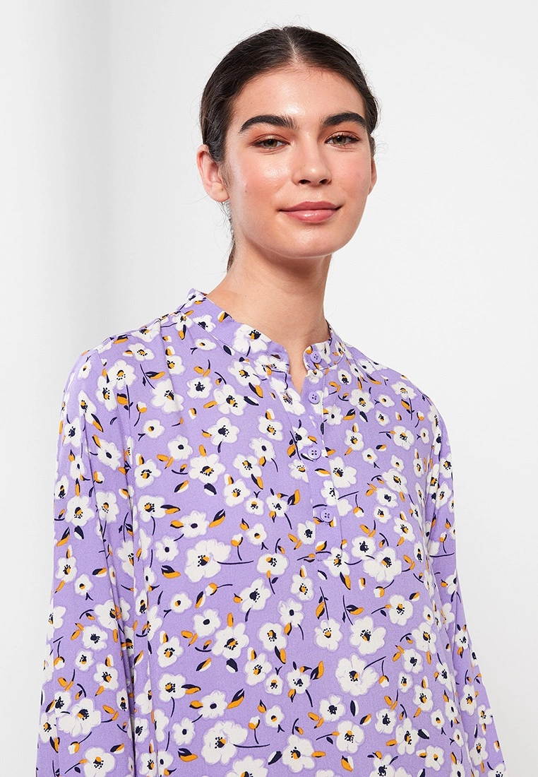 LC WAIKIKI High Collar Floral Long Sleeve Viscose Women's Dress 5 LC WAIKIKI High Collar Floral Long Sleeve Viscose Women's Dress - Image 3