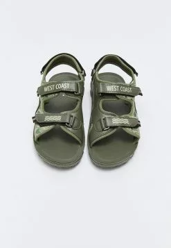 LC WAIKIKI Camouflage Printed Hook And Loop Boy Sandals 10 LC WAIKIKI Camouflage Printed Hook And Loop Boy Sandals -LC WAIKIKI popular shop lc waikiki 8236 6528236 3