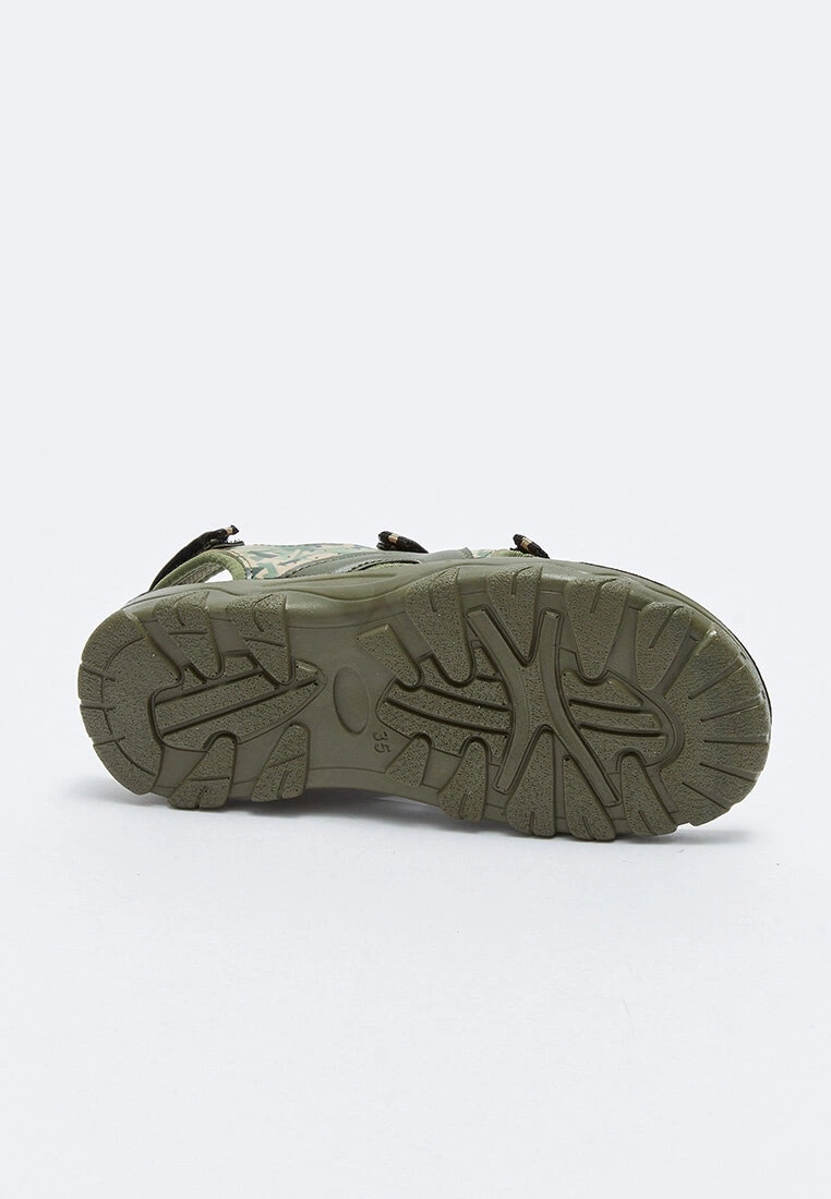 LC WAIKIKI Camouflage Printed Hook And Loop Boy Sandals 6 LC WAIKIKI Camouflage Printed Hook And Loop Boy Sandals - Image 4