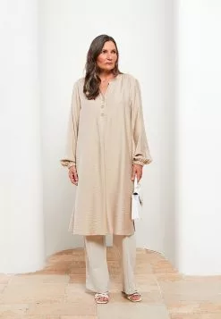 LC WAIKIKI Loose Collar Straight Long Sleeve Women's Tunic -LC WAIKIKI popular shop lc waikiki 8253 8264036 3