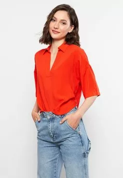 LC WAIKIKI Shirt Collar Plain Viscose Women's Blouse 10 LC WAIKIKI Shirt Collar Plain Viscose Women's Blouse -LC WAIKIKI popular shop lc waikiki 8261 0337626 3