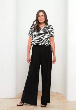 LC WAIKIKI V-Neck Patterned Short Sleeve Women's T-Shirt -LC WAIKIKI popular shop lc waikiki 8280 9474036 5