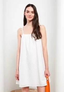 LC WAIKIKI Square Collar Embroidered Strap Poplin Women's Dress -LC WAIKIKI popular shop lc waikiki 8285 3057626 4