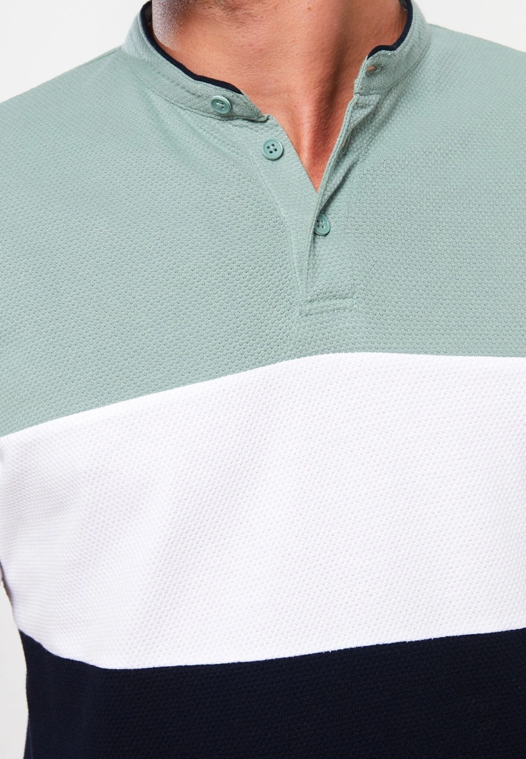 LC WAIKIKI Command Collar Short Sleeve Color Block Men's T-Shirt 6 LC WAIKIKI Command Collar Short Sleeve Color Block Men's T-Shirt - Image 4