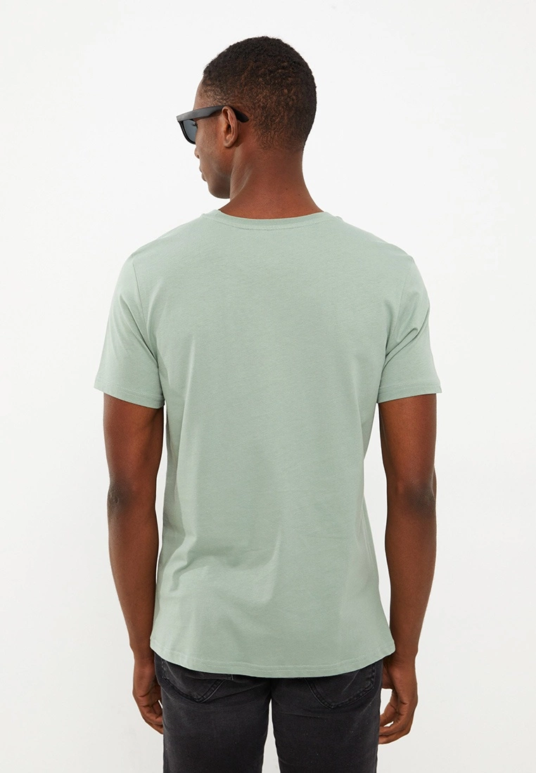 LC WAIKIKI Crew Neck Short Sleeve Printed Mens T-Shirt 6 LC WAIKIKI Crew Neck Short Sleeve Printed Mens T-Shirt - Image 4