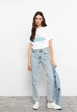 LC WAIKIKI Crew Neck Printed Short Sleeve Cotton Women's T-Shirt -LC WAIKIKI popular shop lc waikiki 8348 7477626 3