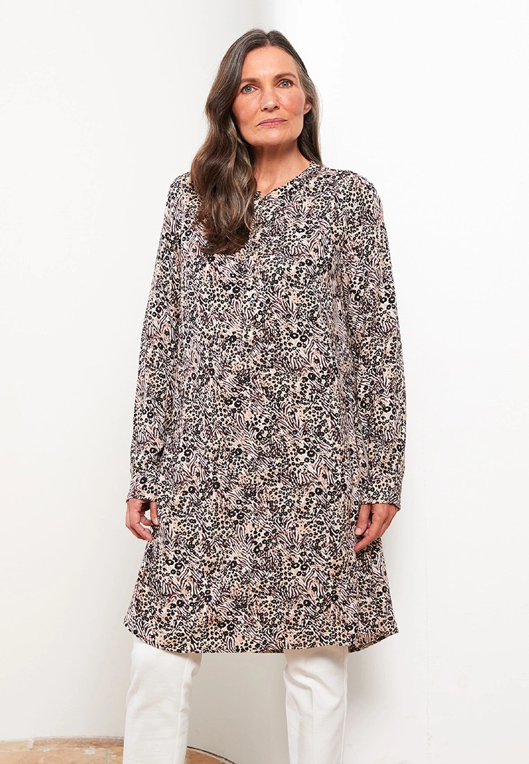 LC WAIKIKI Crew Neck Patterned Long Sleeve Viscose Women's Tunic 3 LC WAIKIKI Crew Neck Patterned Long Sleeve Viscose Women's Tunic