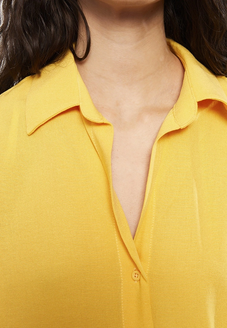 LC WAIKIKI Front Button Closure Straight Short Sleeve Women's Shirt 6 LC WAIKIKI Front Button Closure Straight Short Sleeve Women's Shirt - Image 4