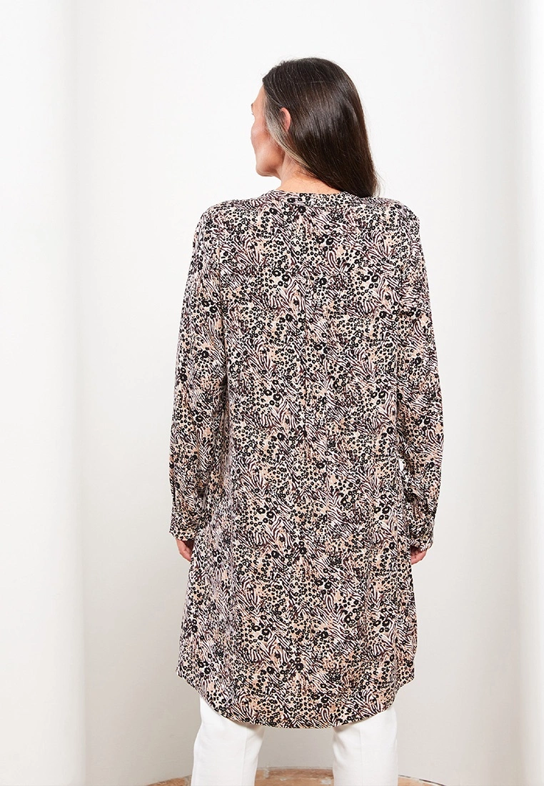 LC WAIKIKI Crew Neck Patterned Long Sleeve Viscose Women's Tunic 7 LC WAIKIKI Crew Neck Patterned Long Sleeve Viscose Women's Tunic - Image 5