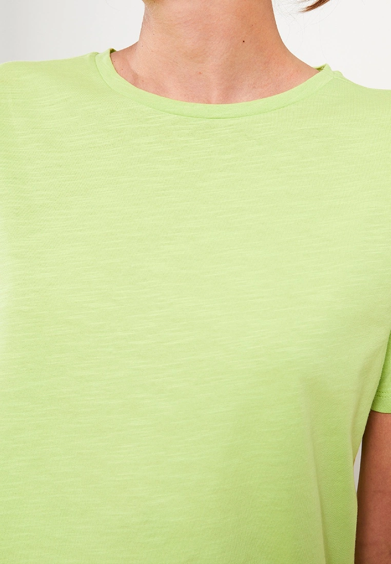 LC WAIKIKI Crew Neck Straight Short Sleeve Cotton Women's T-Shirt 5 LC WAIKIKI Crew Neck Straight Short Sleeve Cotton Women's T-Shirt - Image 3