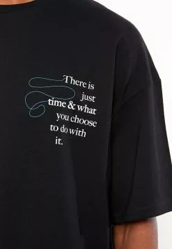 LC WAIKIKI Oversize Crew Neck Short Sleeved Printed Combed Cotton Men's T-Shirt 7 LC WAIKIKI Oversize Crew Neck Short Sleeved Printed Combed Cotton Men's T-Shirt -LC WAIKIKI popular shop lc waikiki 8610 1987236 3