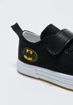 LC WAIKIKI Batman Licensed Lace-Up And Velcro Boy Sports Shoes -LC WAIKIKI popular shop lc waikiki 8666 5628236 4