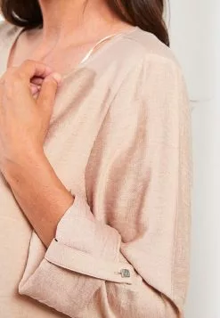 LC WAIKIKI Crew Neck Straight Long Sleeve Women Blouse -LC WAIKIKI popular shop lc waikiki 8868 0684036 4