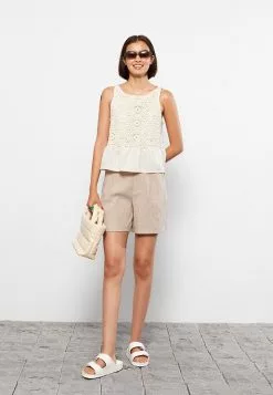 LC WAIKIKI Bisiklet Yaka Nakışlı Kolsuz Kadın Bluz -LC WAIKIKI popular shop lc waikiki 8912 8965726 3